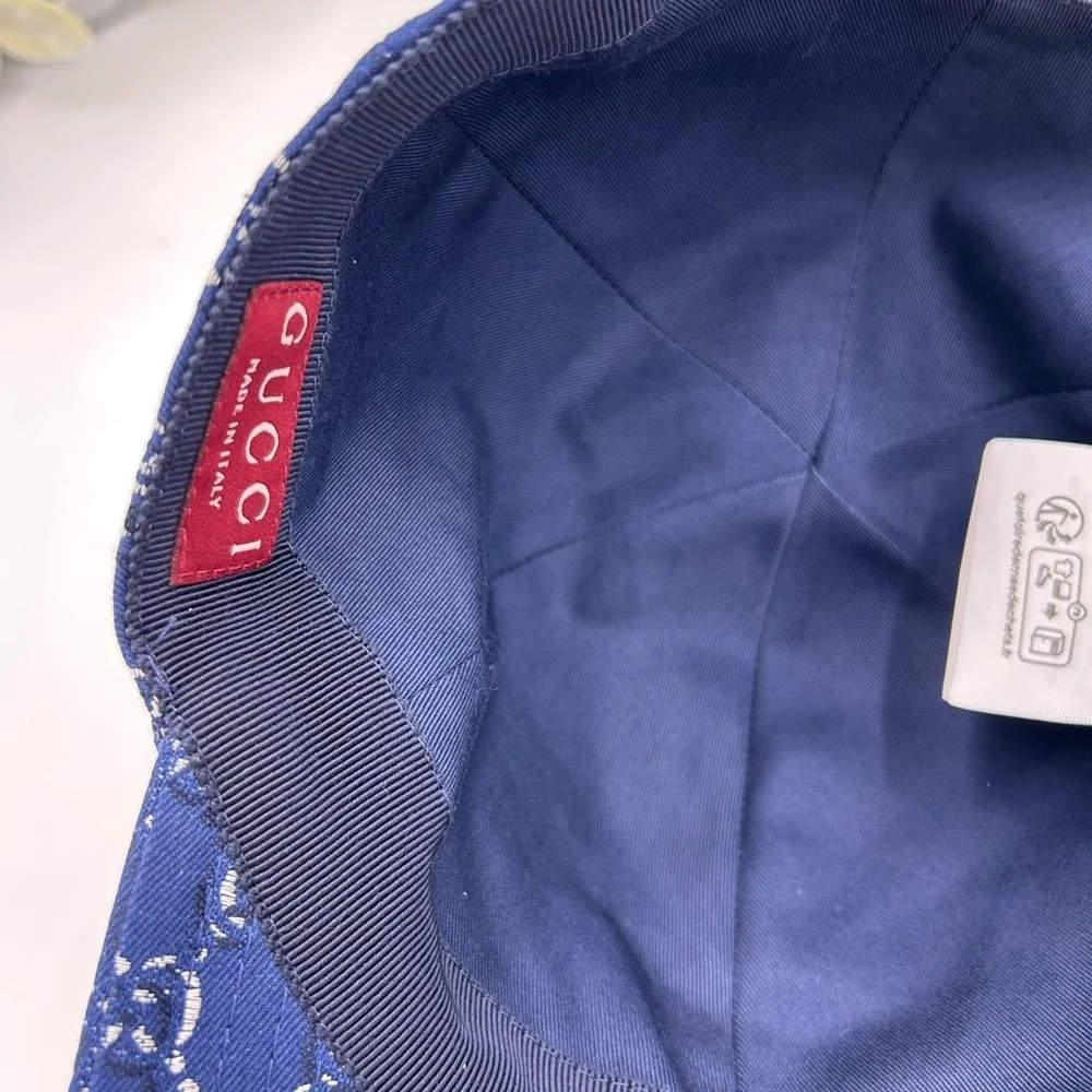 Men's Gucci, blue shadow GG adjustable baseball camp size medium, made in Italy